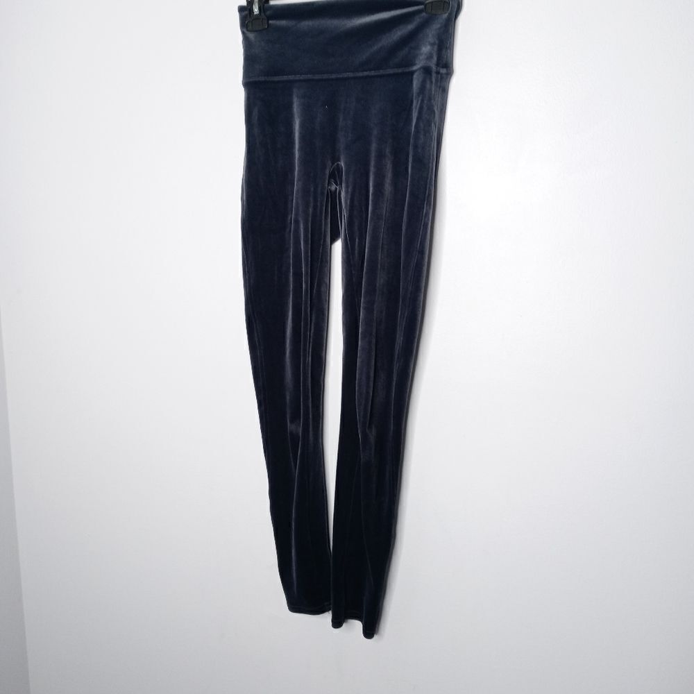 Spanx velvet leggings size small - Picture 3 of 6